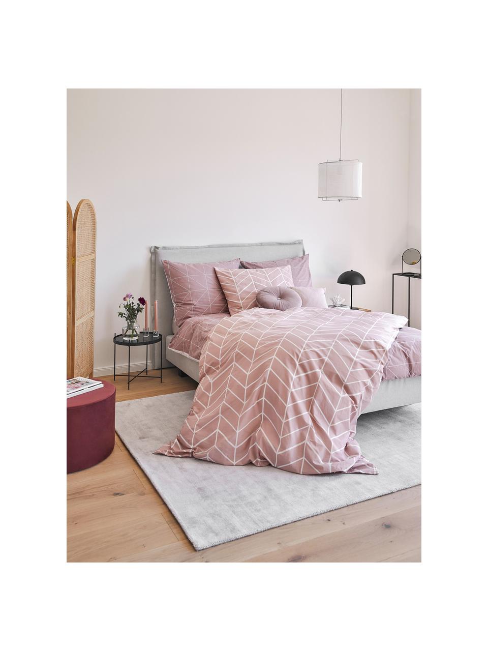 Bavlnená posteľná bielizeň s grafickým vzorom Mirja, Tmavoružová, 155 x 220 cm + 1 vankúš 80 x 80 cm