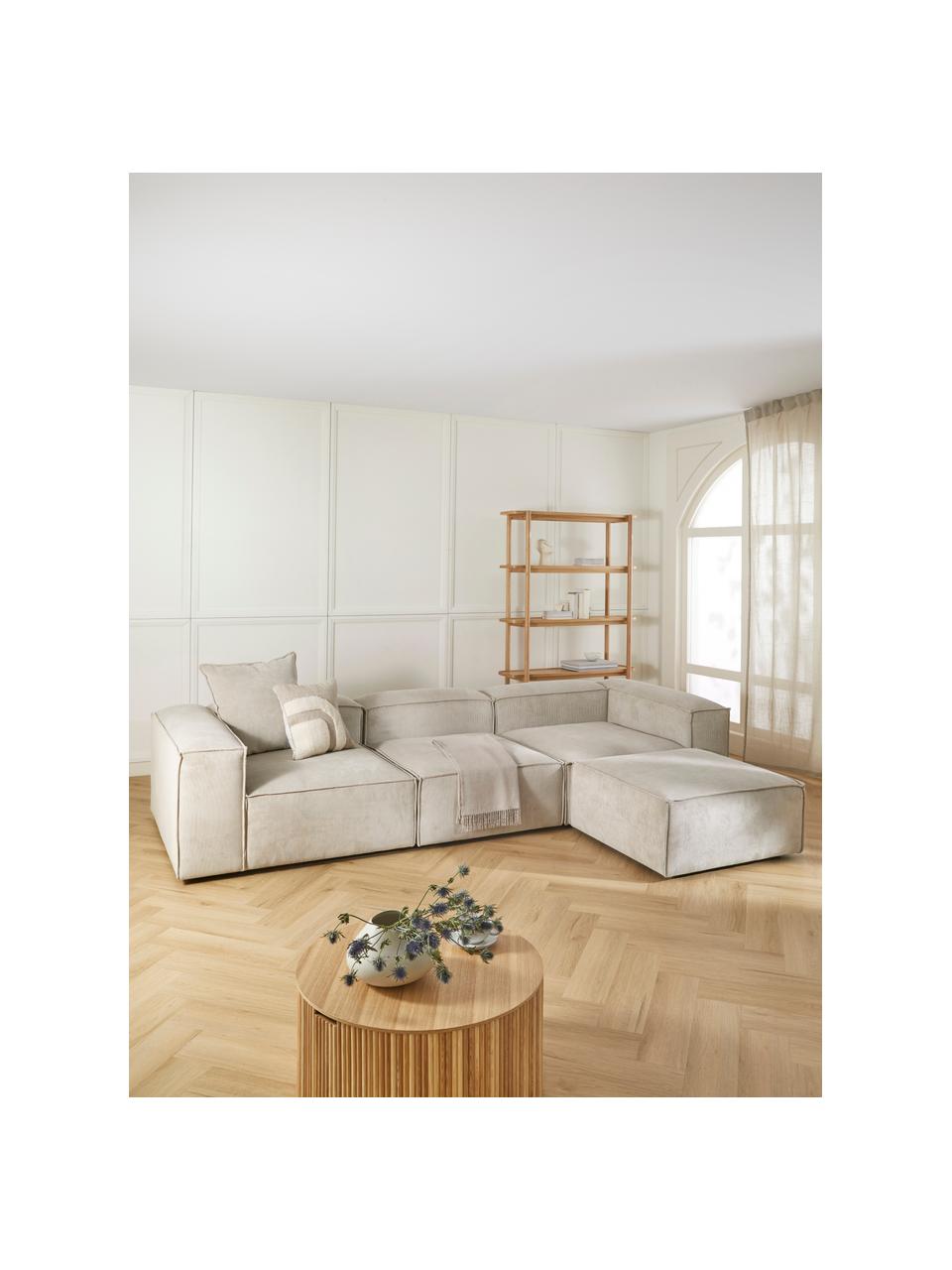 Narożna sofa modułowa ze sztruksu z pufem Lennon (4-osobowa), Tapicerka: sztruks (92% poliester, 8, Stelaż: lite drewno sosnowe z cer, Nogi: tworzywo sztuczne, Beżowy sztruks, S 327 x G 207 cm