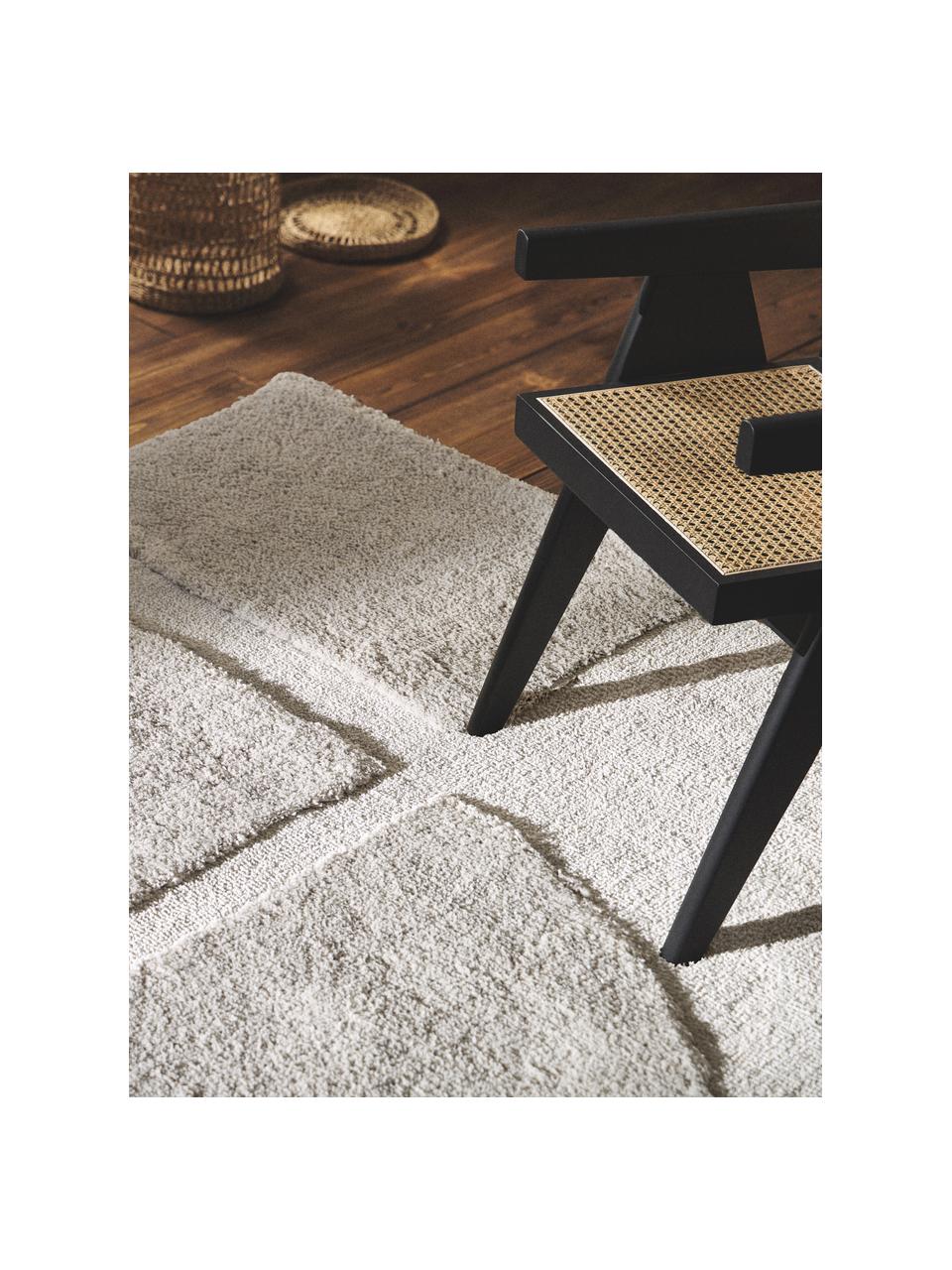 Načechraný koberec s vysokým vlasem a strukturovaným povrchem Jade, Světle šedá, Š 80 cm, D 150 cm (velikost XS)