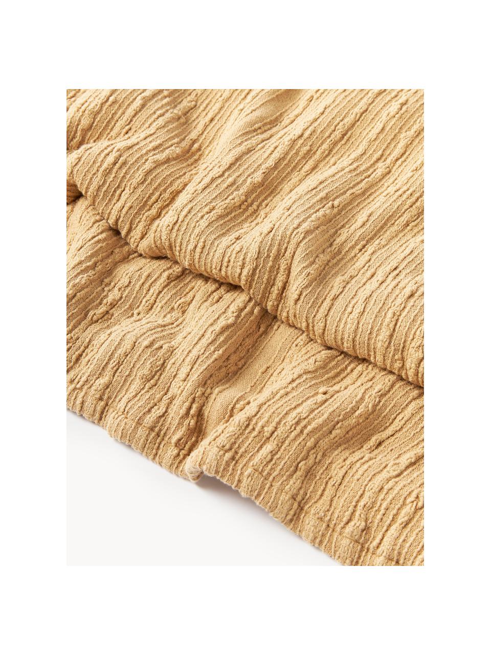Couvre-lit en bouclette Thomassin, Tissu bouclette (95 % coton, 5 % polyester)

La bouclette est une matière qui se caractérise par sa texture aux courbes irrégulières. La surface caractéristique est créée par des boucles tissées de fils différents qui confèrent au tissu une structure unique. La structure bouclée a un effet à la fois isolant et moelleux, ce qui rend le tissu particulièrement douillet

Le matériau est certifié STANDARD 100 OEKO-TEX®, 4265CIT, CITEVE, Jaune moutarde, larg. 230 x long. 260 cm (pour lits jusqu'à 180 x 200 cm)