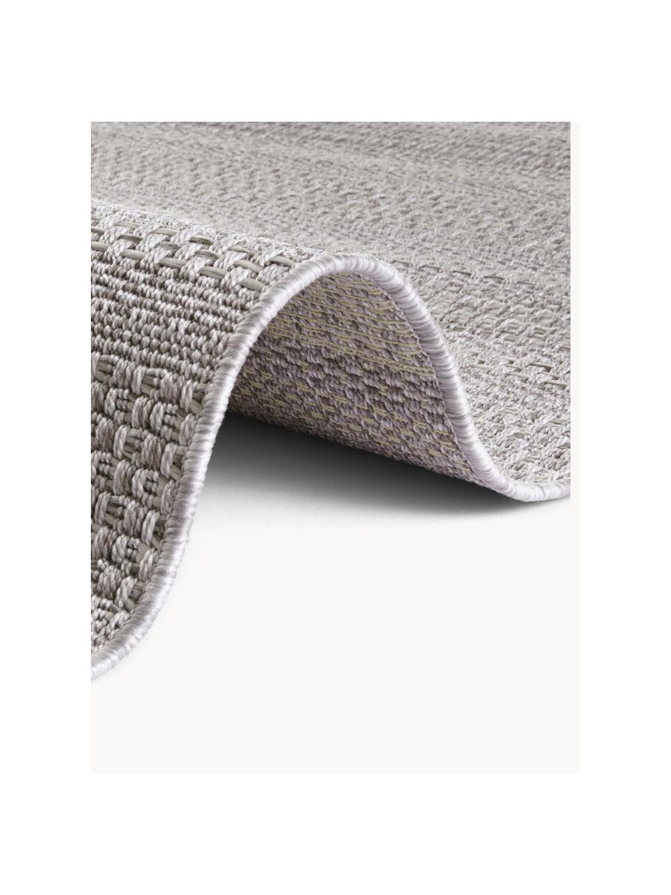 Interiérový/exteriérový koberec Arras, 100 % polypropylen

Materiál použitý v tomto produktu byl testován na škodlivé látky a certifikován podle STANDARD 100 od OEKO-TEX® 1803035, OEKO-TEX Service GmbH., Odstíny šedé, Š 80 cm, D 150 cm (velikost XS)
