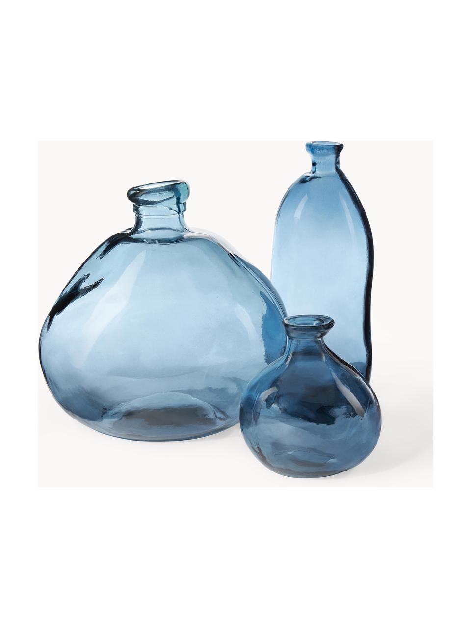 Váza ve tvaru lahve Dina, Recyklované sklo, s certifikátem GRS, Modrá, Ø 34 cm, V 73 cm