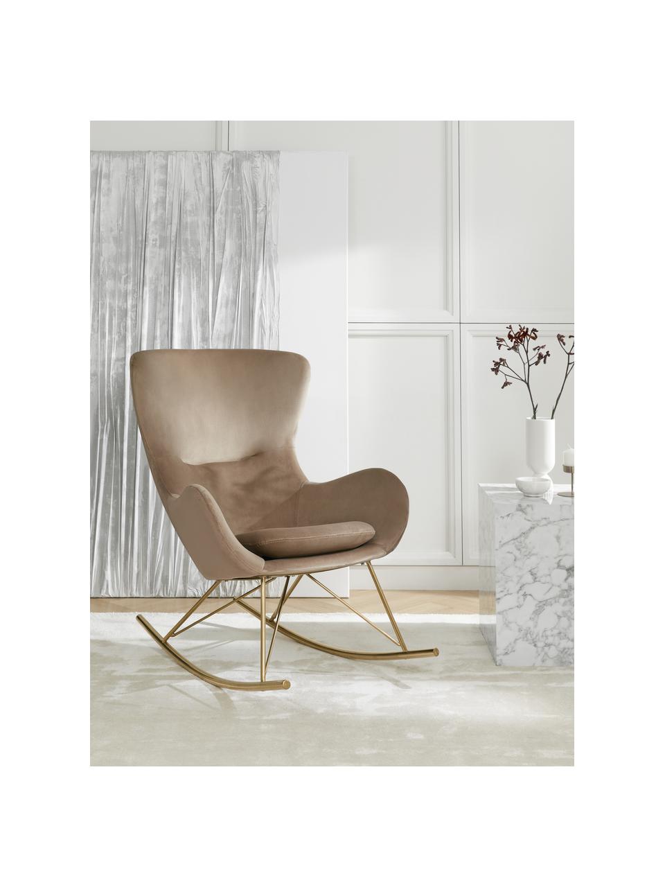 Fauteuil à bascule en velours avec pieds en métal Wing, Velours beige, doré, larg. 76 x prof. 108 cm