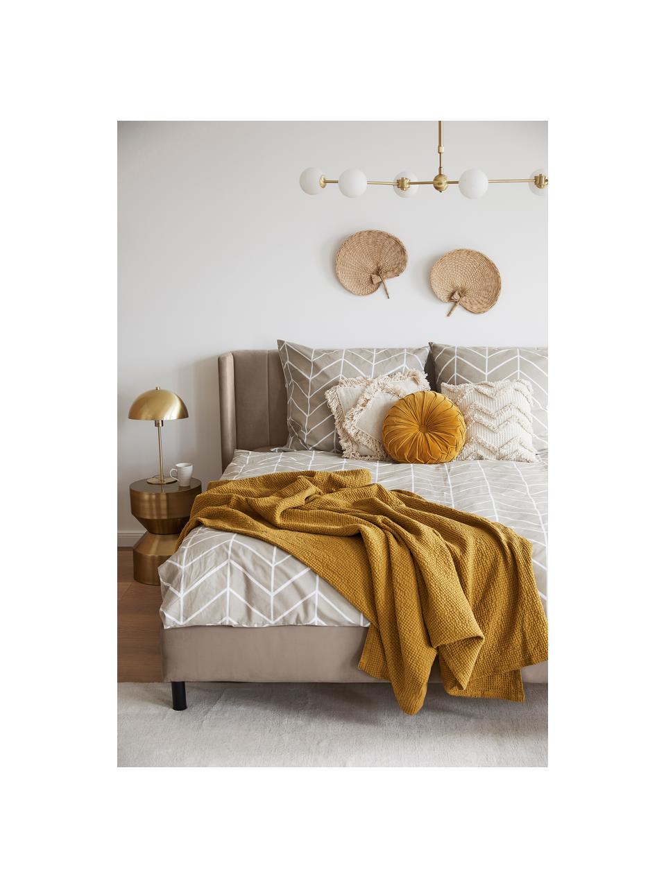 Sametová čalouněná postel Dusk, Taupe, Š 180 x D 200 cm