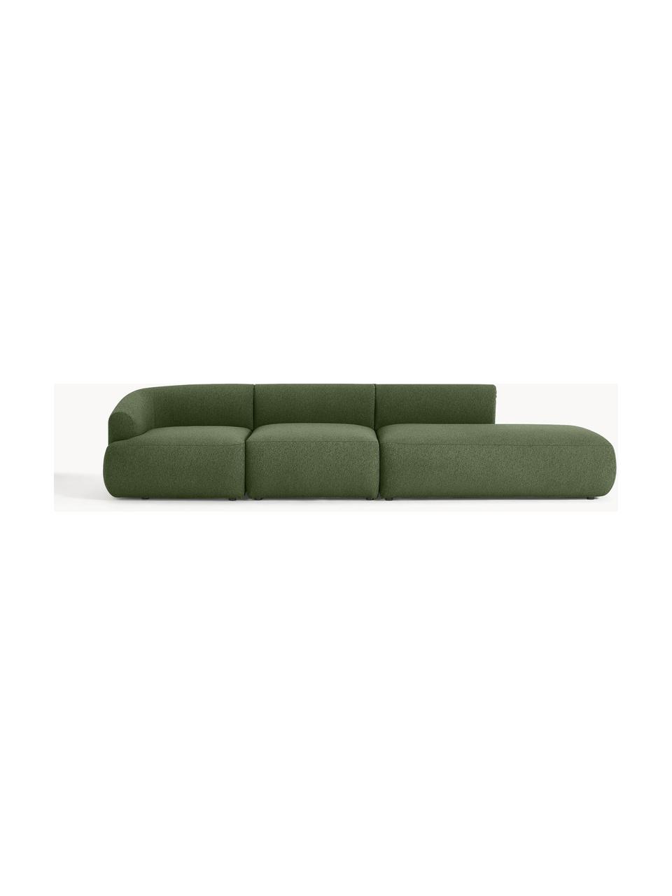 Chaise longue XL componibile in bouclé Sofia, Rivestimento: bouclé (100% poliestere) , Struttura: legno di abete rosso, tru, Piedini: plastica Questo prodotto , Bouclé verde scuro, Larg. 340 x Prof. 103 cm, modulo angolare sinistro