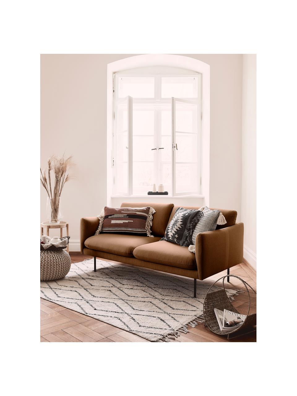Divano 2 posti con piedini in metallo Moby, Rivestimento: poliestere Il rivestiment, Struttura: legno di pino massiccio, , Piedini: metallo verniciato a polv, Tessuto color torrone, Larg. 170 x Prof. 95 cm