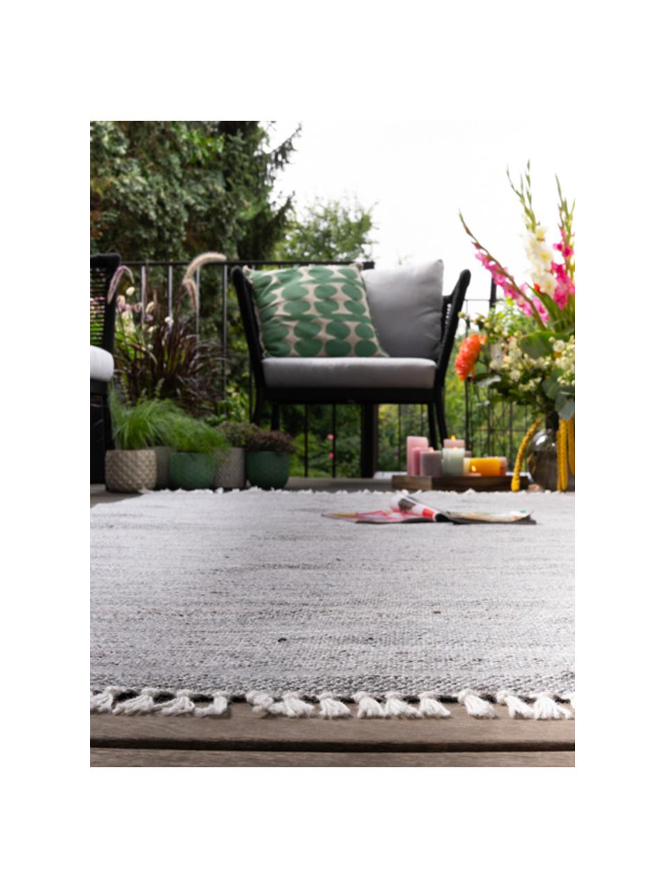 Handgewebter In- & Outdoor-Teppich Nador mit Fransen, 100 % Polyethylen, Dunkelgrau, B 80 x L 150 cm (Größe XS)