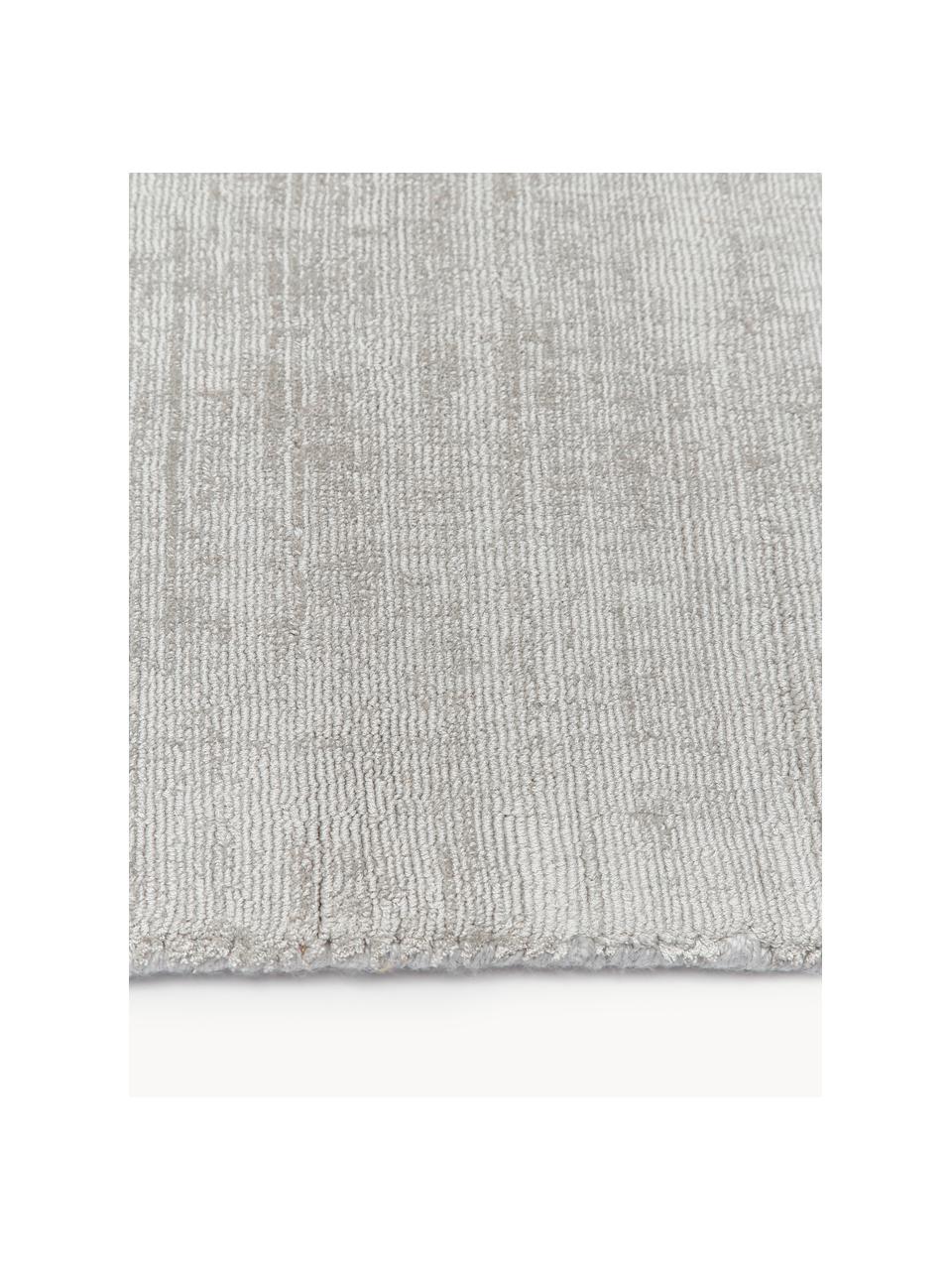 Tapis en viscose tissé main Jane, Gris clair, larg. 160 x long. 230 cm (taille M)