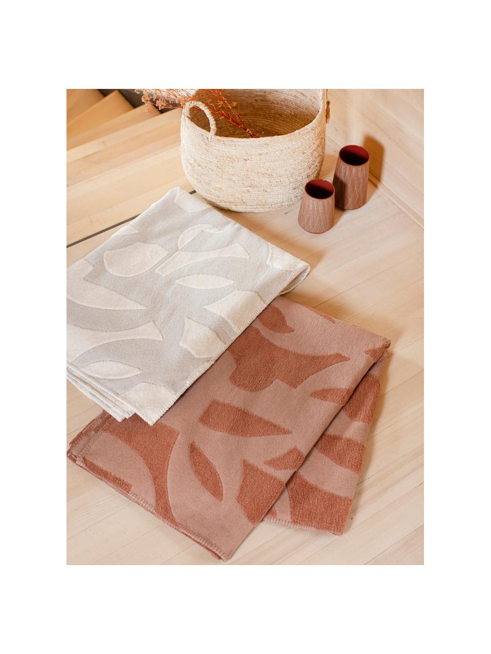 Katoenen plaid Grafic in terracotta met patroon en sierstiksels, 85% katoen, 15% polyacryl, Roze, terracotta, 130 x 200 cm
