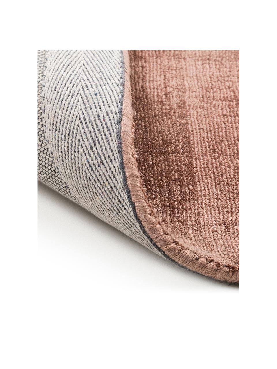 Ručně tkaný viskózový koberec Jane, Terakotová, Š 160 cm, D 230 cm (velikost M)