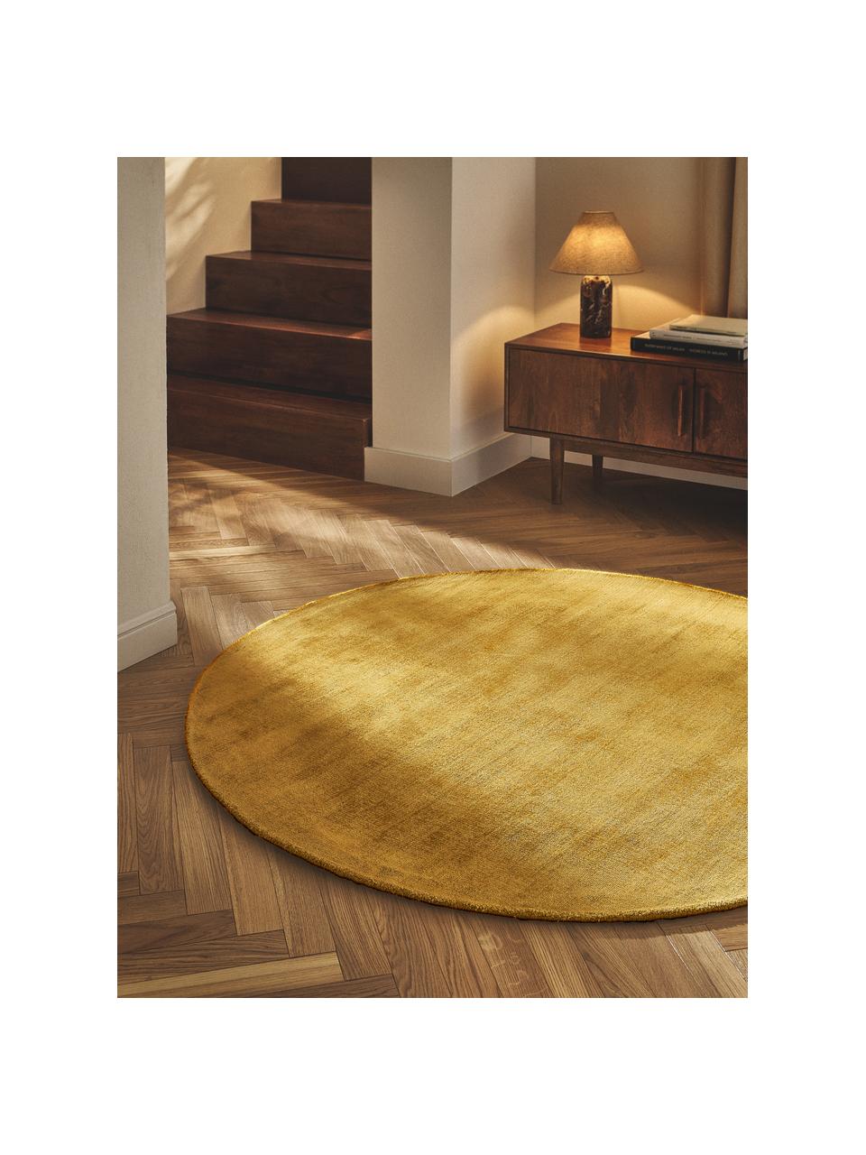 Ručně tkaný kulatý viskózový koberec Jane, Žlutá, Ø 115 cm (velikost S)