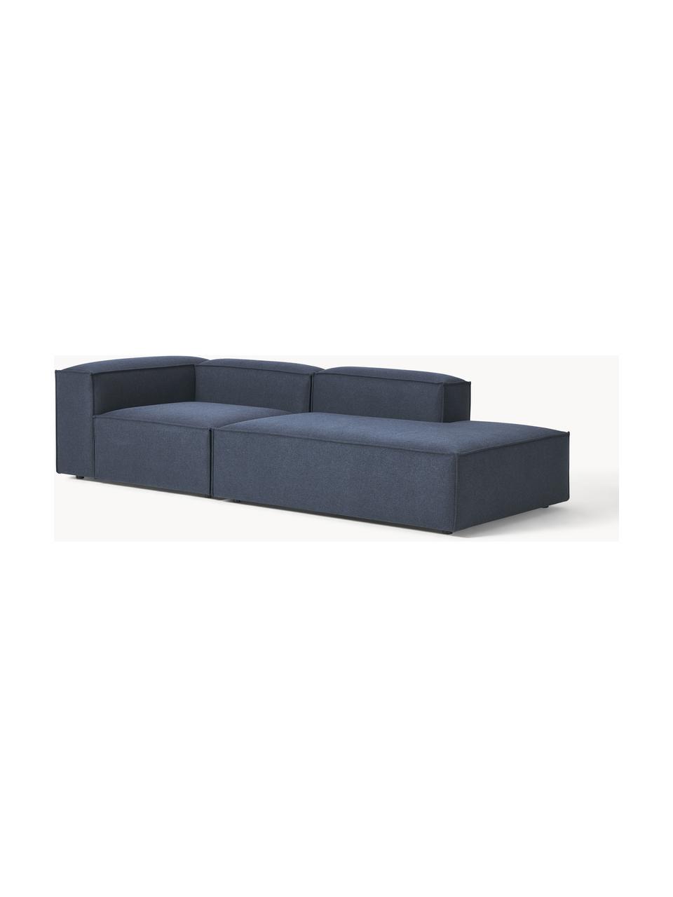 Chaise longue componibile Lennon, Rivestimento: 100% poliestere Con 115.0, Struttura: legno di pino massiccio, , Piedini: plastica Questo prodotto , Tessuto blu scuro, Larg. 269 x Prof. 119 cm, schienale a destra