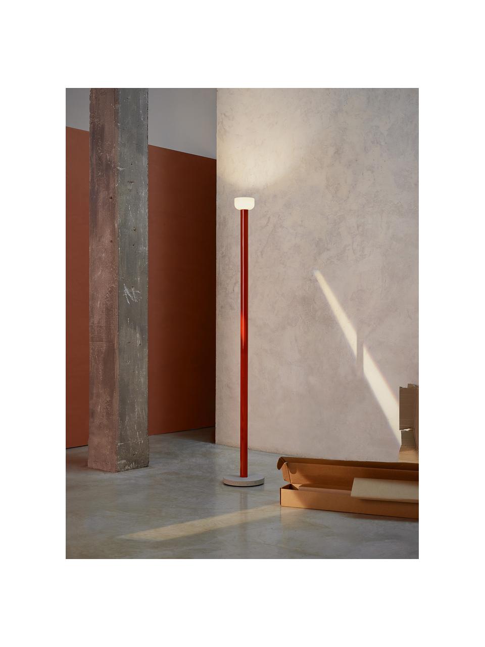 Grote dimbare LED vloerlamp Bellhop, Lampenkap: glas, Lampvoet: beton, Rood, H 178 cm