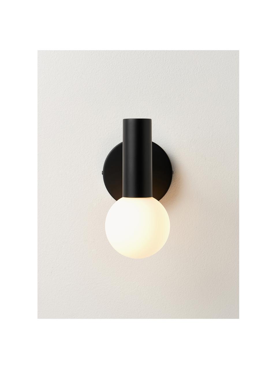 Verstelbare wandlamp Wilson met glazen lampenkap, Lampenkap: opaalglas, Fitting: gepoedercoat metaal, Wit, zwart, D 22 x H 22 cm