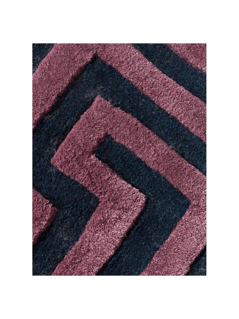 Tapis texturé en laine tuftée main Monty, 100 % laine, certifiée RWS

Les tapis en laine peuvent perdre des fibres lors des premières semaines et des peluches peuvent se former, ce phénomène est naturel et diminue à mesure de votre usage et du temps, Bleu foncé, lilas, larg. 160 x long. 230 cm (taille M)