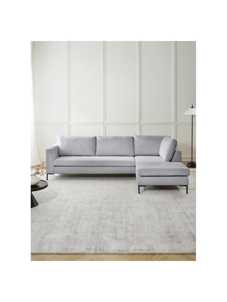Sofa narożna Luna, Tapicerka: 100% poliester Dzięki tka, Stelaż: lite drewno bukowe, Nogi: metal galwanizowany, Jasnoszara tkanina, S 280 x G 184 cm, prawostronna
