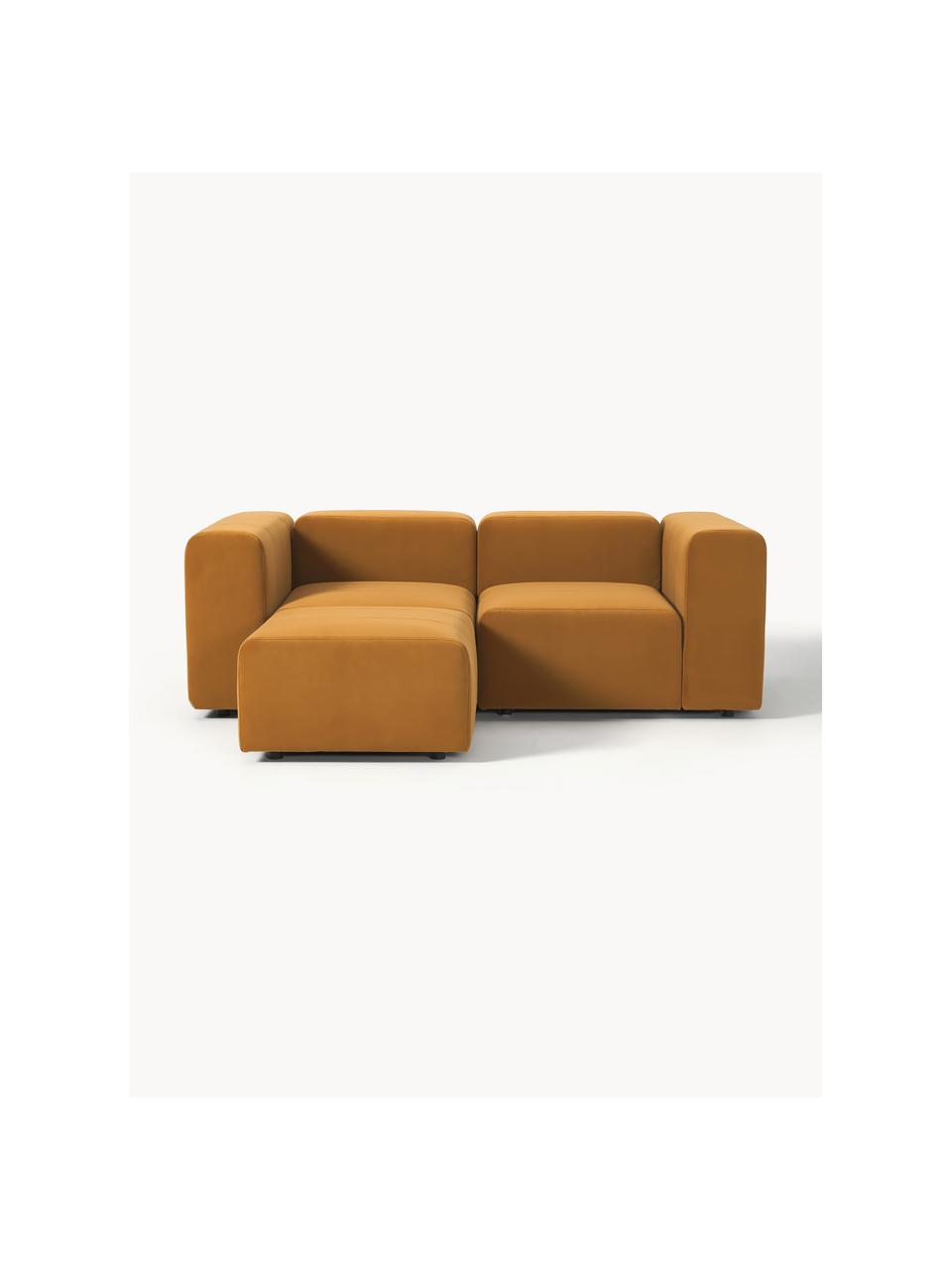 Modulares Samt-Sofa Lena (3-Sitzer) mit Hocker, Bezug: Samt (100 % Polyester) De, Gestell: Kiefernholz, Schichtholz,, Füße: Kunststoff, Samt Ockergelb, B 209 x T 181 cm