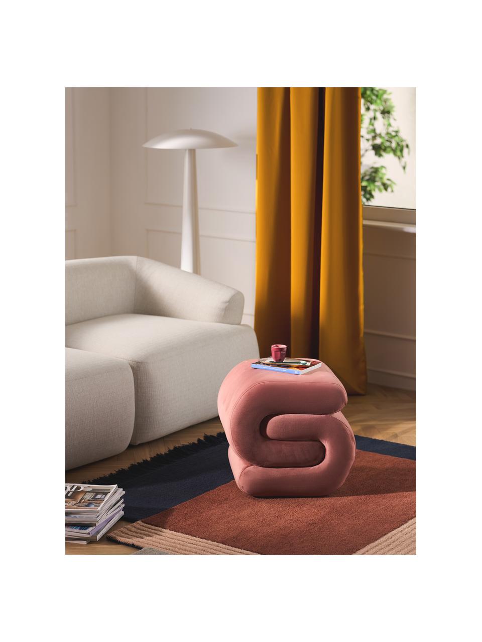 Pouf in velluto Merle, Rivestimento: velluto di poliestere Il , Rivestimento: schiuma, Struttura: legno massiccio di eucali, Velluto rosa cipria, Larg. 50 x Alt. 45 cm