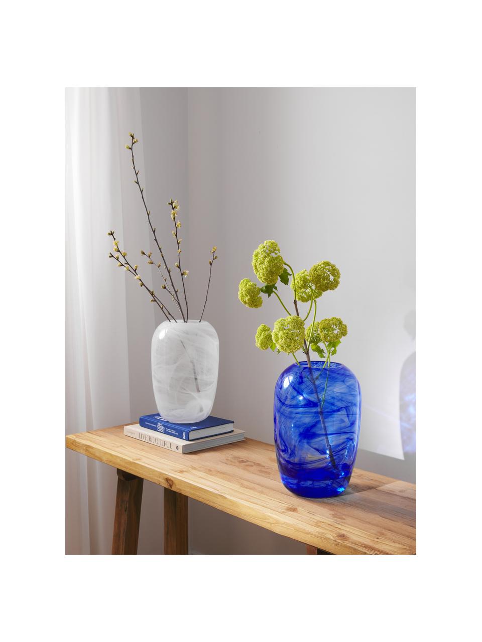 Handgemaakte glazen vaas Helvi, Glas, Wit, semi-transparant, Ø 20 x H 30 cm