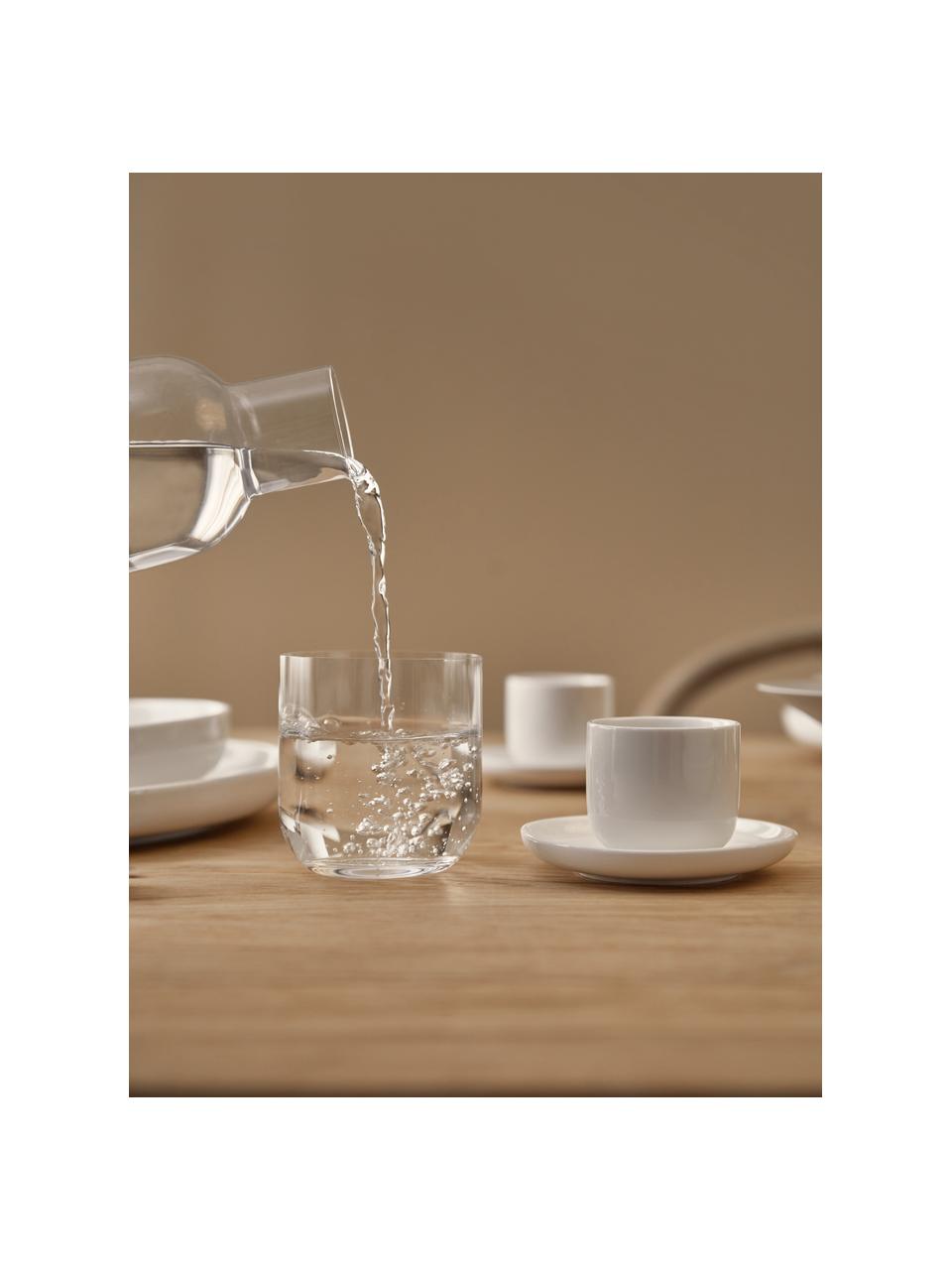 Verres à eau Eleia, 4 pièces, Cristal

Apportez l'éclat du cristal à votre table ! Ce verre est d'une transparence exceptionnelle et d'un poids agréable, ce qui lui donne une sensation de qualité et un aspect élégant. De plus, les coupes fines rendent chaque pièce unique, en faisant un objet à la fois pratique et esthétique, Transparent, Ø 7 x haut. 9 cm, 330 ml