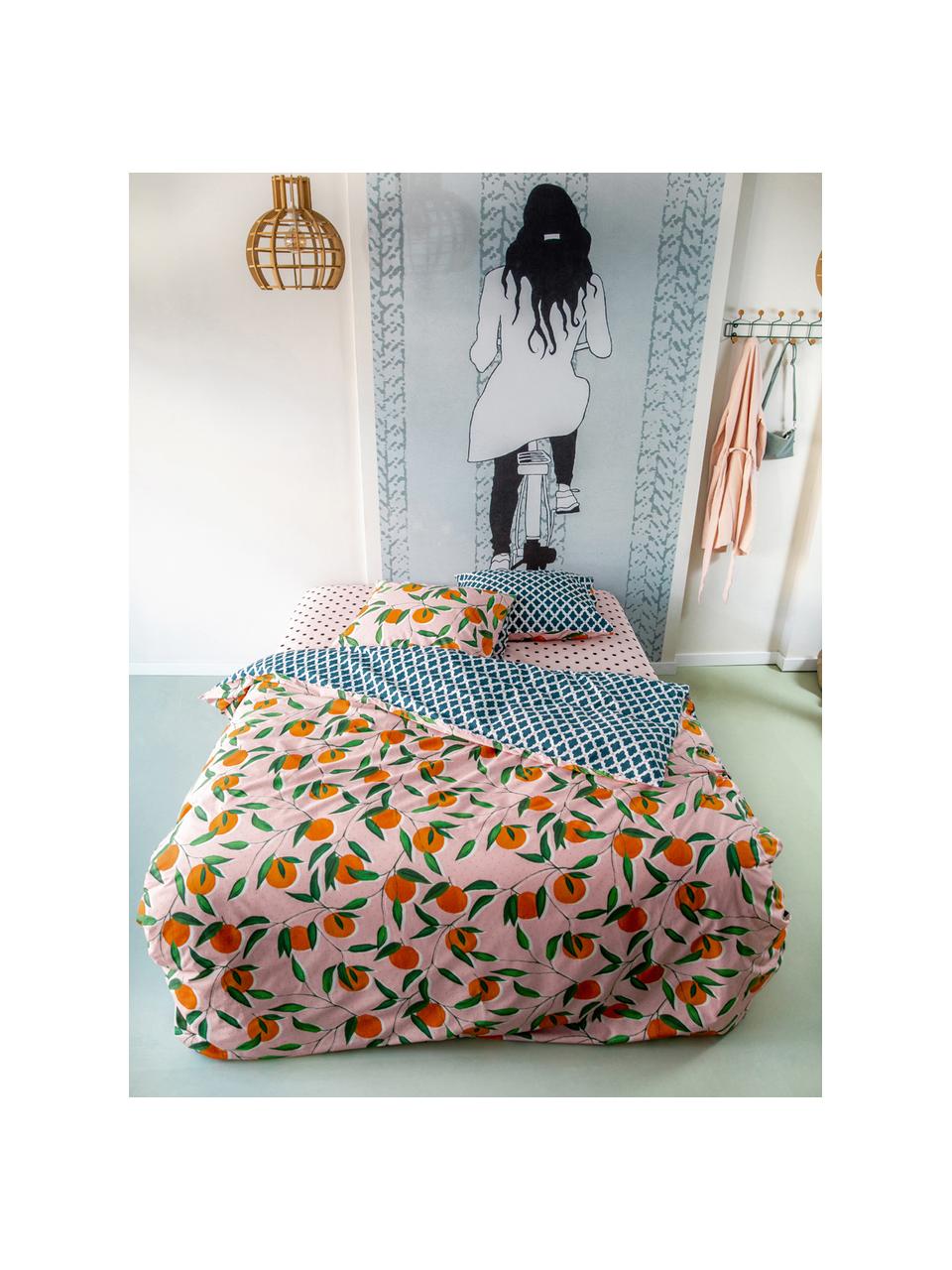 Perkálová obojstranná posteľná bielizeň z organickej bavlny s letnou potlačou Squeeze, Viacfarebná