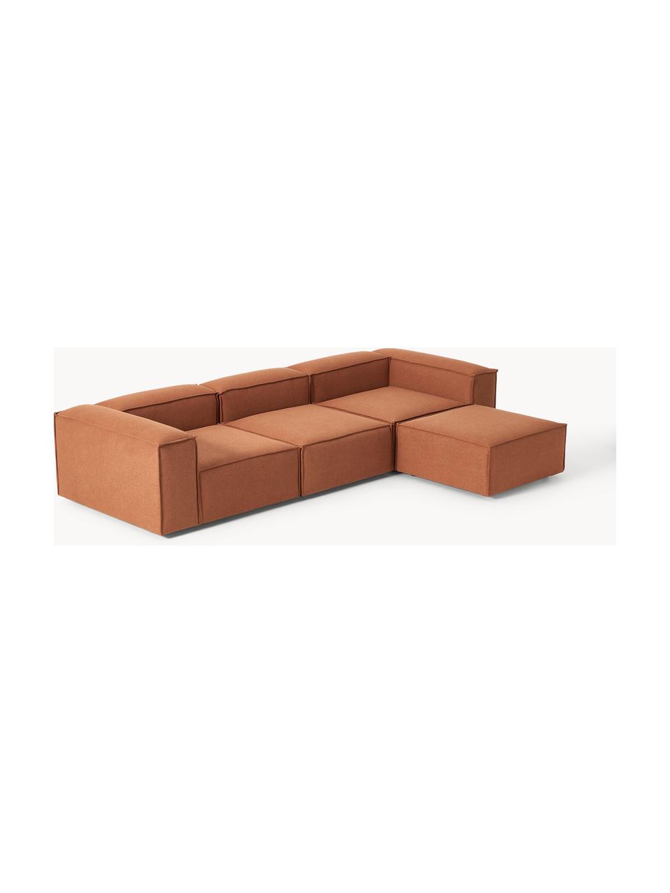 Modulares Sofa Lennon (4-Sitzer) mit Hocker, Bezug: 100 % Polyester Der strap, Gestell: Massives Kiefernholz, Spe, Webstoff Terrakotta, B 329 x T 207 cm