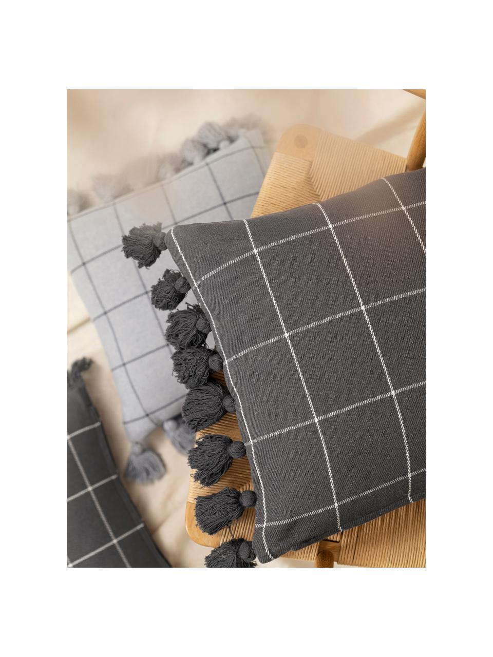 Funda de cojín con borlas Amano, 100% algodón, Gris, gris oscuro, An 45 x L 45 cm