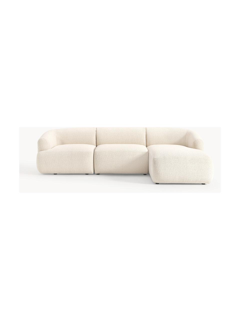 Sofá rinconera modular en tejido bouclé Sofia (3 plazas), Tapizado: tejido bouclé (100% polié, Estructura: madera de abeto, tablero , Patas: plástico Este producto es, Bouclé blanco Off White, An 277 x F 185 cm, chaise longue derecha