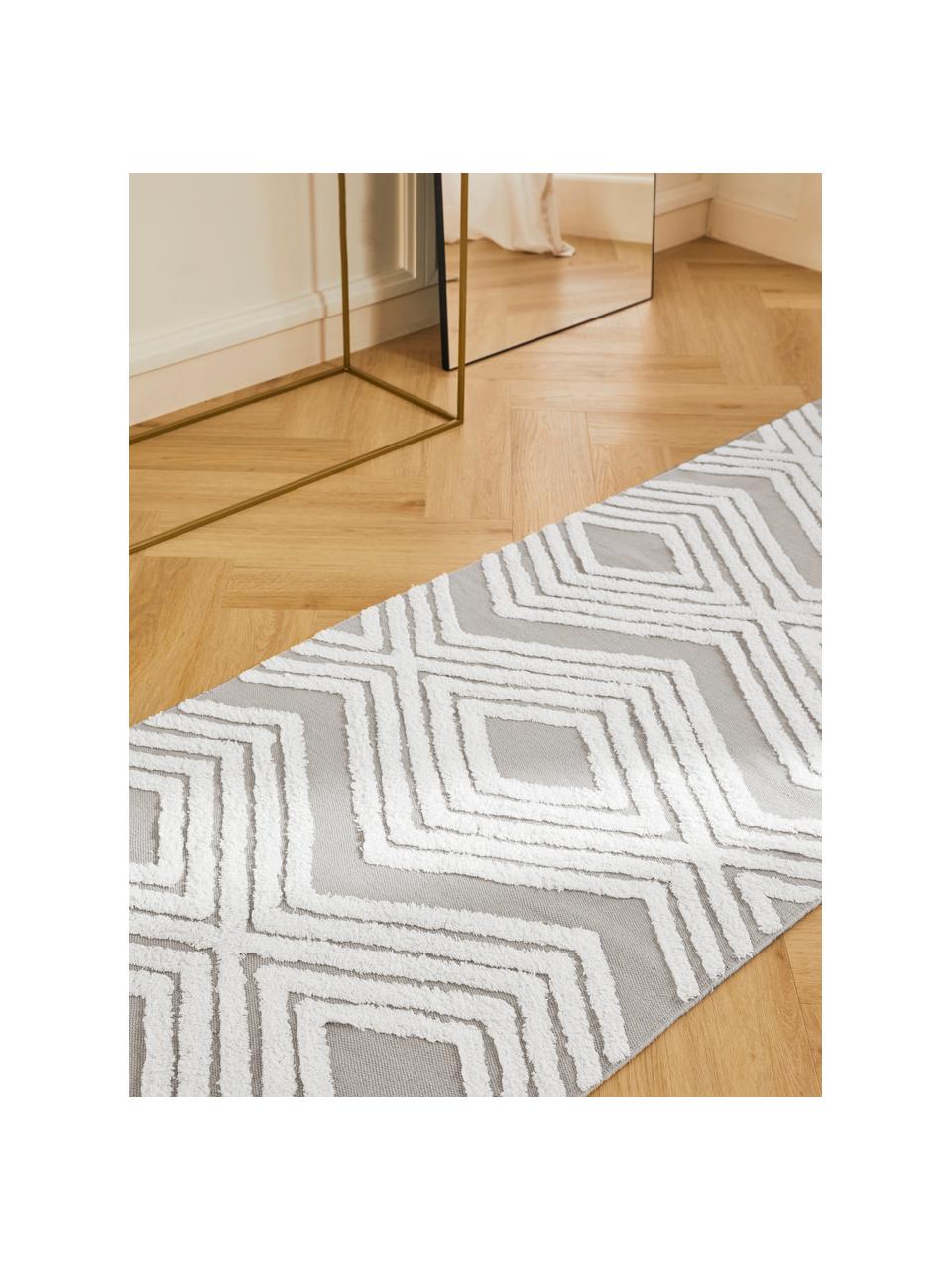 Tapis de couloir gris avec structure en relief tissé main Ziggy, 100 % coton, Gris & blanc crème, imprimé, larg. 80 x long. 200 cm