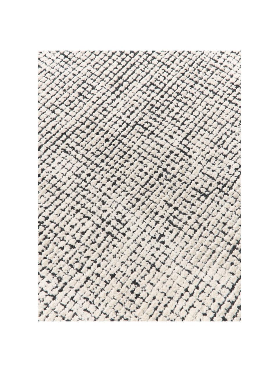 Tappeto a pelo corto tessuto a mano Mansa, 56% lana certificata RWS (Responsible Wool Standard), 44% viscosa, Nero, bianco crema, Larg. 80 x Lung. 150 cm (taglia XS)