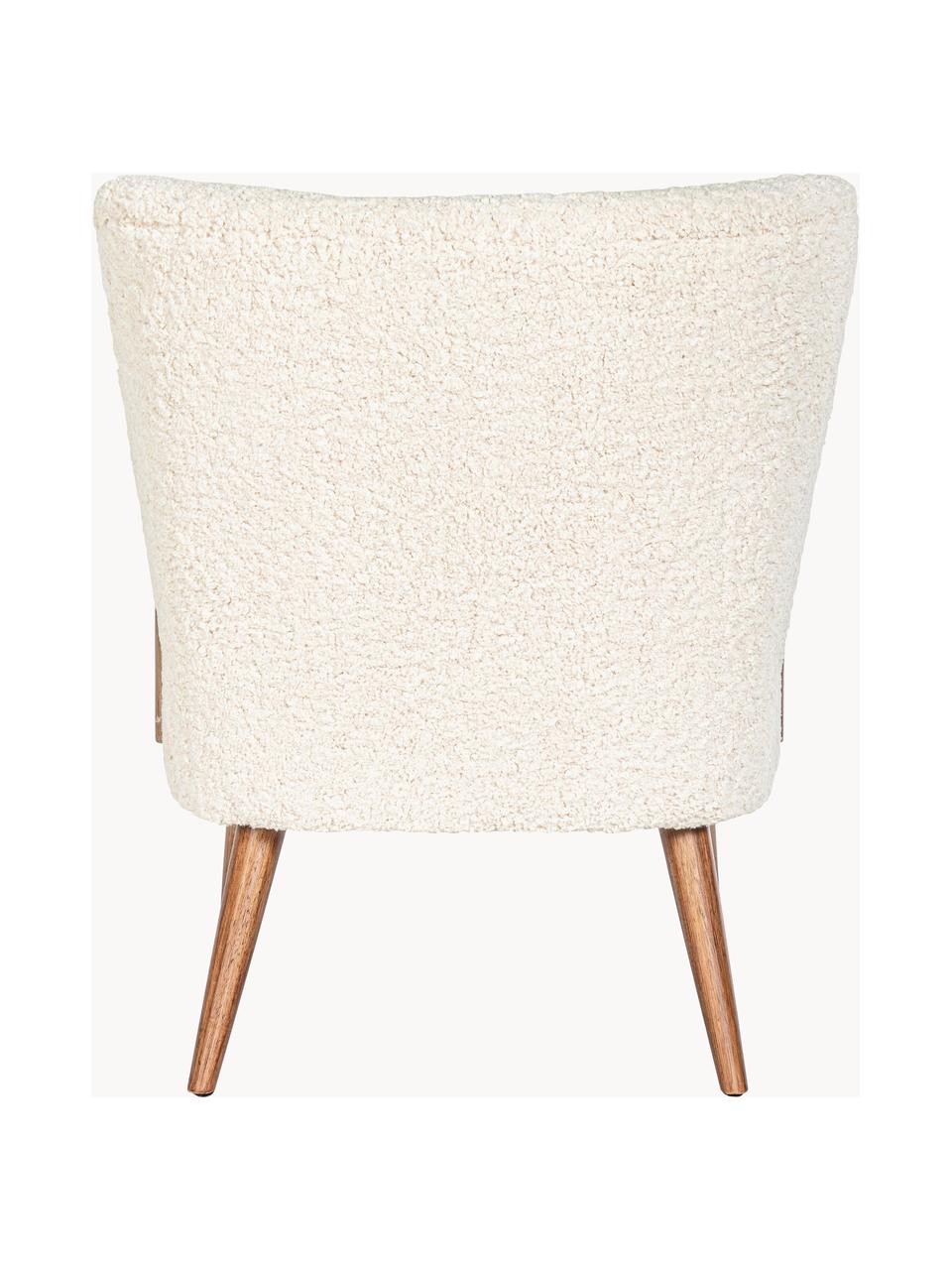 Poltrona lounge in teddy con braccioli Moritz, Seduta: poliestere, Sottostruttura: legno di abete, compensat, Teddy bianco latte, legno chiaro, Larg. 67 x Prof. 74 cm