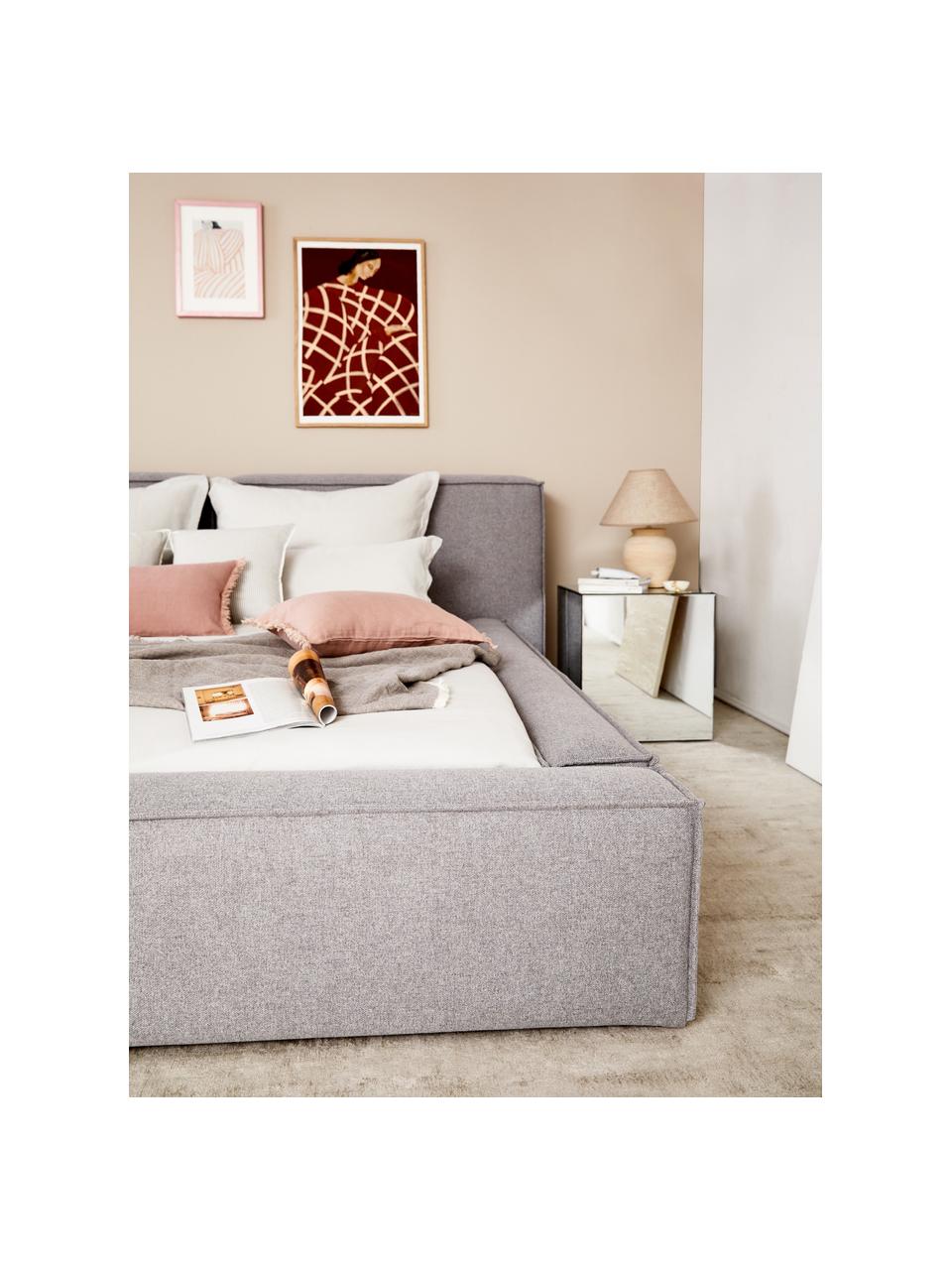 Cama tapizada Lennon, Tapizado: 100% poliéster Alta resis, Estructura: madera de pino maciza con, Patas: madera con certificado FS, Tejido gris claro, An 180 x L 200 cm
