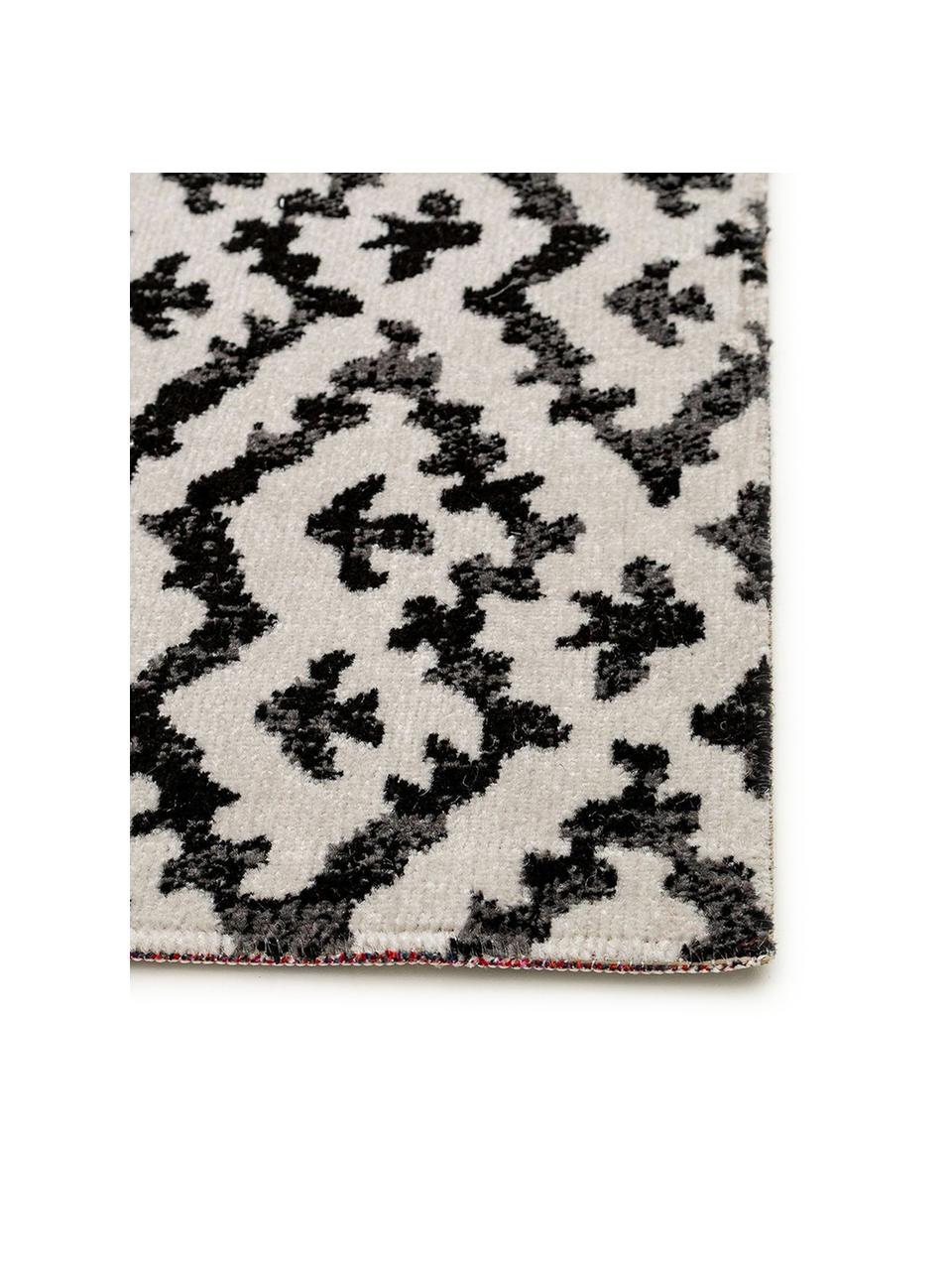In- & Outdoor-Teppich Jerry im Ethno Look, 100% Polypropylen, Schwarz, Weiß, B 160 x L 230 cm (Größe M)