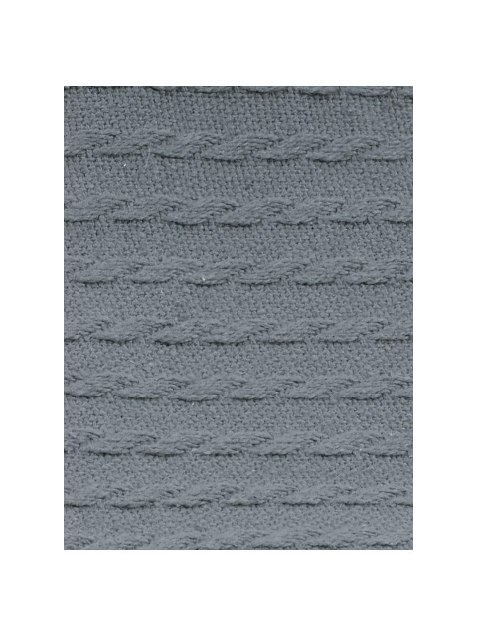 Kleines Plaid Pietro in Grau mit Zopfmuster, 100% Baumwolle, Grau, 125 x 150 cm