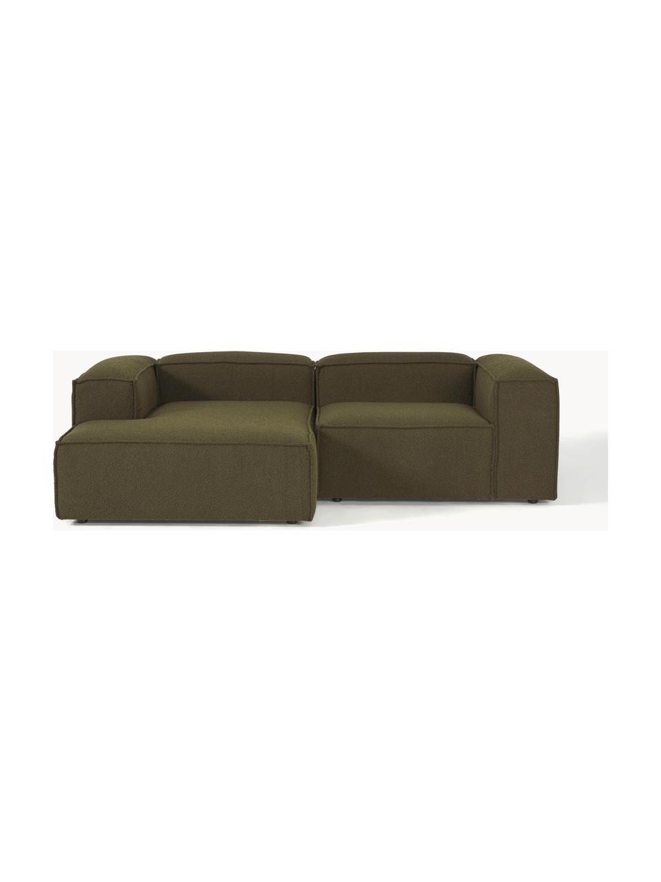 Divano componibile angolare in bouclé Lennon, Rivestimento: bouclé (100% poliestere) , Struttura: legno di pino massiccio c, Piedini: plastica, Bouclé verde oliva, Larg. 238 x Prof. 180 cm, chaise longue a sinistra