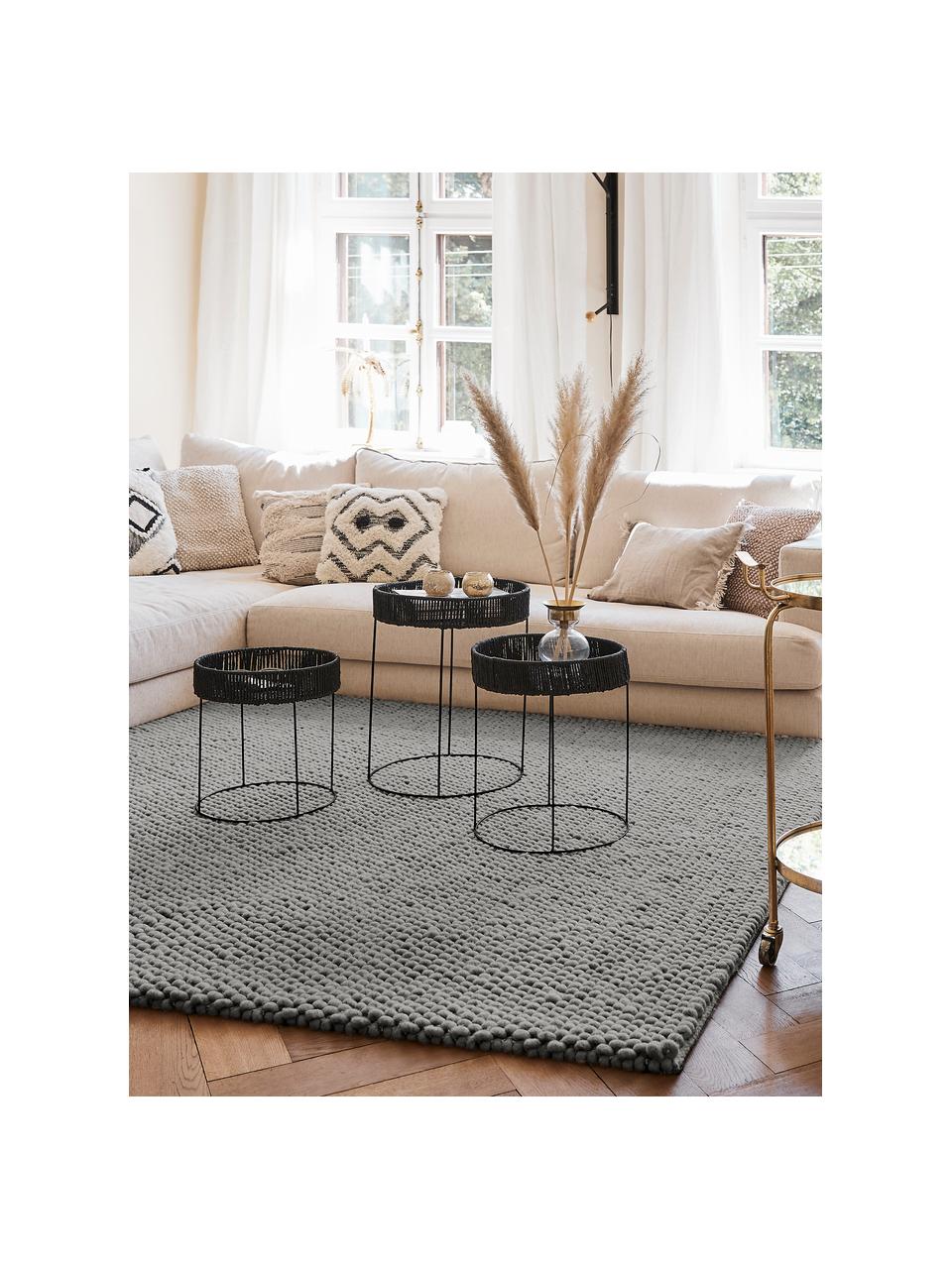 Tapis laine cousu main Lovisa, Gris argenté, larg. 120 x long. 170 cm (taille S)