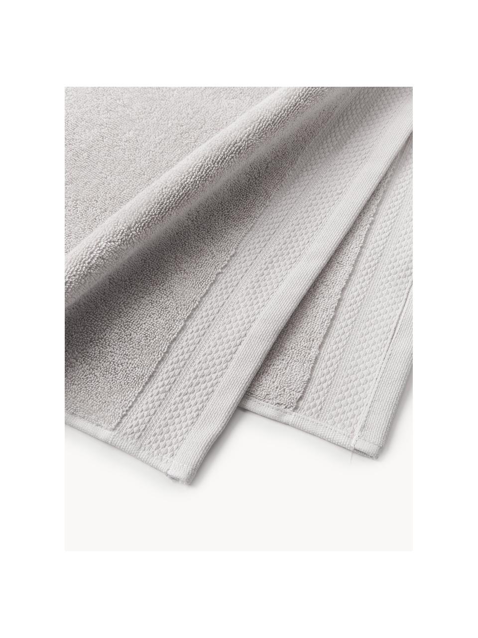 Lot de serviettes de bain en coton bio Premium, tailles variées, 100 % coton bio, certifié GOTS
Qualité supérieure 600 g/m²

Le matériau est certifié STANDARD 100 OEKO-TEX®, IS025 189577, OETI, Gris clair, 3 éléments (1 serviette invité, 1 serviette de toilette et 1 drap de bain)