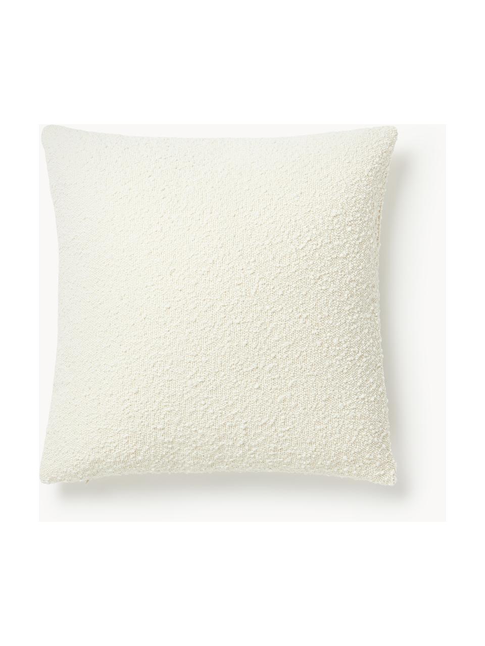 Housse de coussin avec ornements Lance, 90 % polyester, 10 % acrylique, Blanc cassé avec motif de cœur vert foncé et rouge, larg. 50 x long. 50 cm