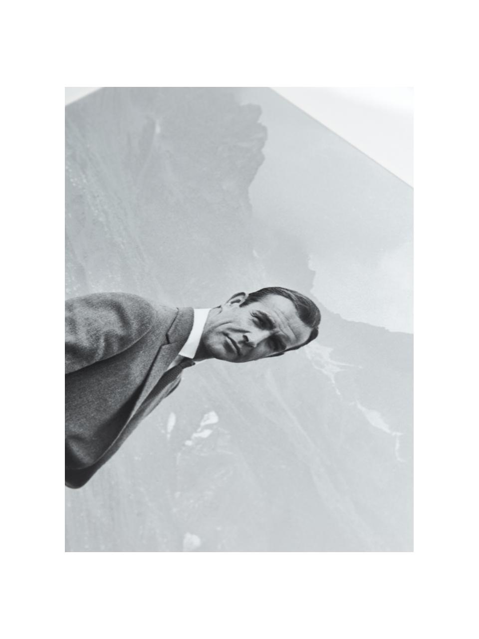 Oprawiona fotografia cyfrowa Connery, Stelaż: pleksi, lakierowane drewn, Czarny, biały, S 40 x W 50 cm