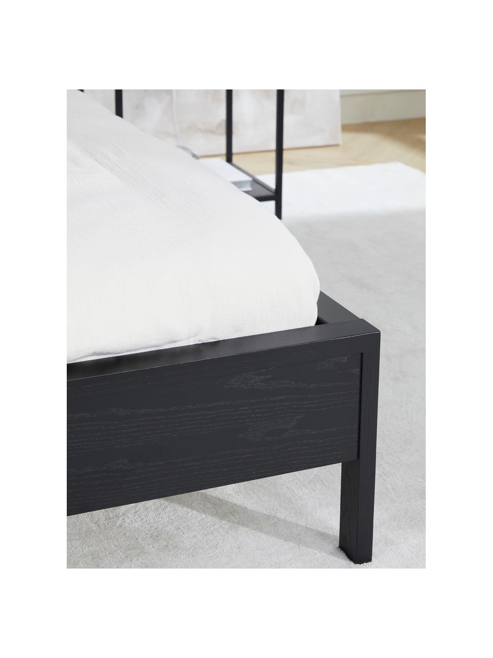 Cama de madera Tammy, Madera chapada en fresno, Madera de fresno pintada en negro, An 140 x L 200 cm