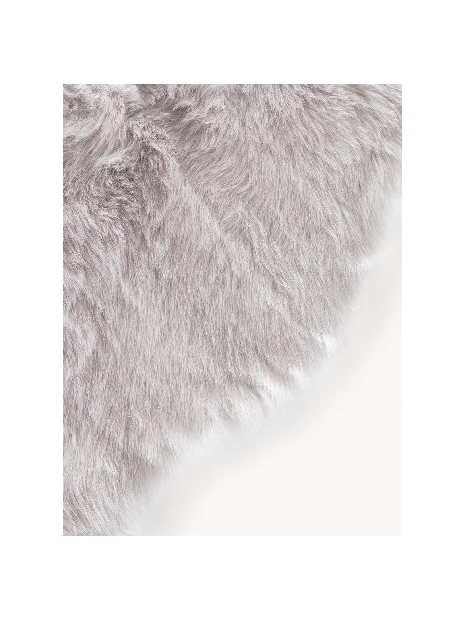Kunstfell Mathilde, glatt, Vorderseite: 65 % Acryl, 35 % Polyeste, Rückseite: 100 % Polyester Das in di, Hellgrau, B 60 x L 90 cm