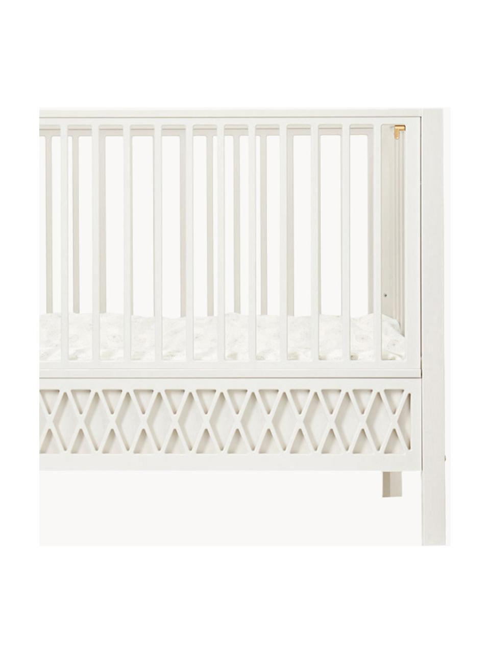 Höhenverstellbares Baby-Bett Harlequin, 60 x 120 cm, Kiefernholz, Mitteldichte Holzfaserplatte (MDF), lackiert mit VOC-freier Farbe und FSC-zertifiziert, Birkenholz, Off White lackiert, B 60 x L 120 cm