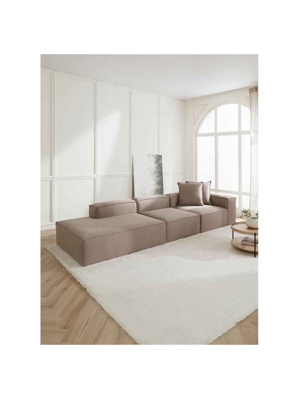 Chaise longue XL componibile Lennon, Rivestimento: 100% poliestere Con 115.0, Struttura: legno di pino massiccio, , Piedini: plastica Questo prodotto , Tessuto taupe, Larg. 357 x Prof. 119 cm, schienale a destra