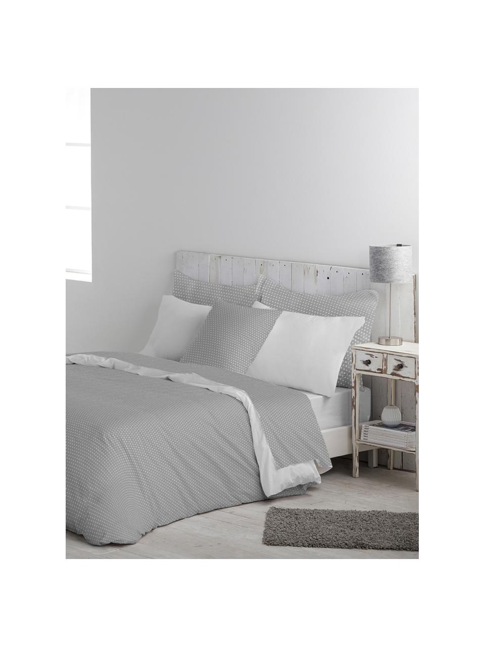 Sábana encimera Zeus, Algodón
El algodón da una sensación agradable y suave en la piel, absorbe bien la humedad y es adecuado para personas alérgicas, Gris, blanco, Cama 90 cm (160 x 270 cm)