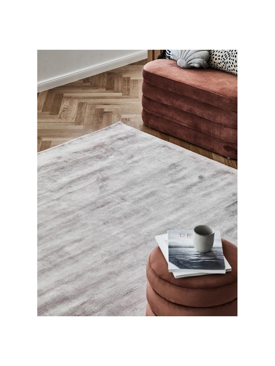 Ručně tkaný viskózový koberec Jane, Světle šedá, béžová, Š 300 cm, D 400 cm (velikost XL)