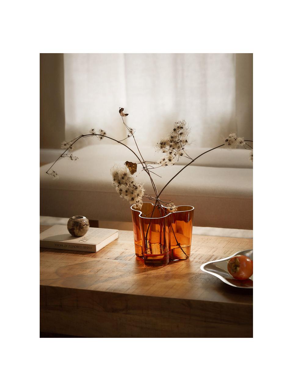 Mundgeblasene Vase Alvar Aalto, H 16 cm, Glas, mundgeblasen, Orange, transparent, B 21 x H 16 cm