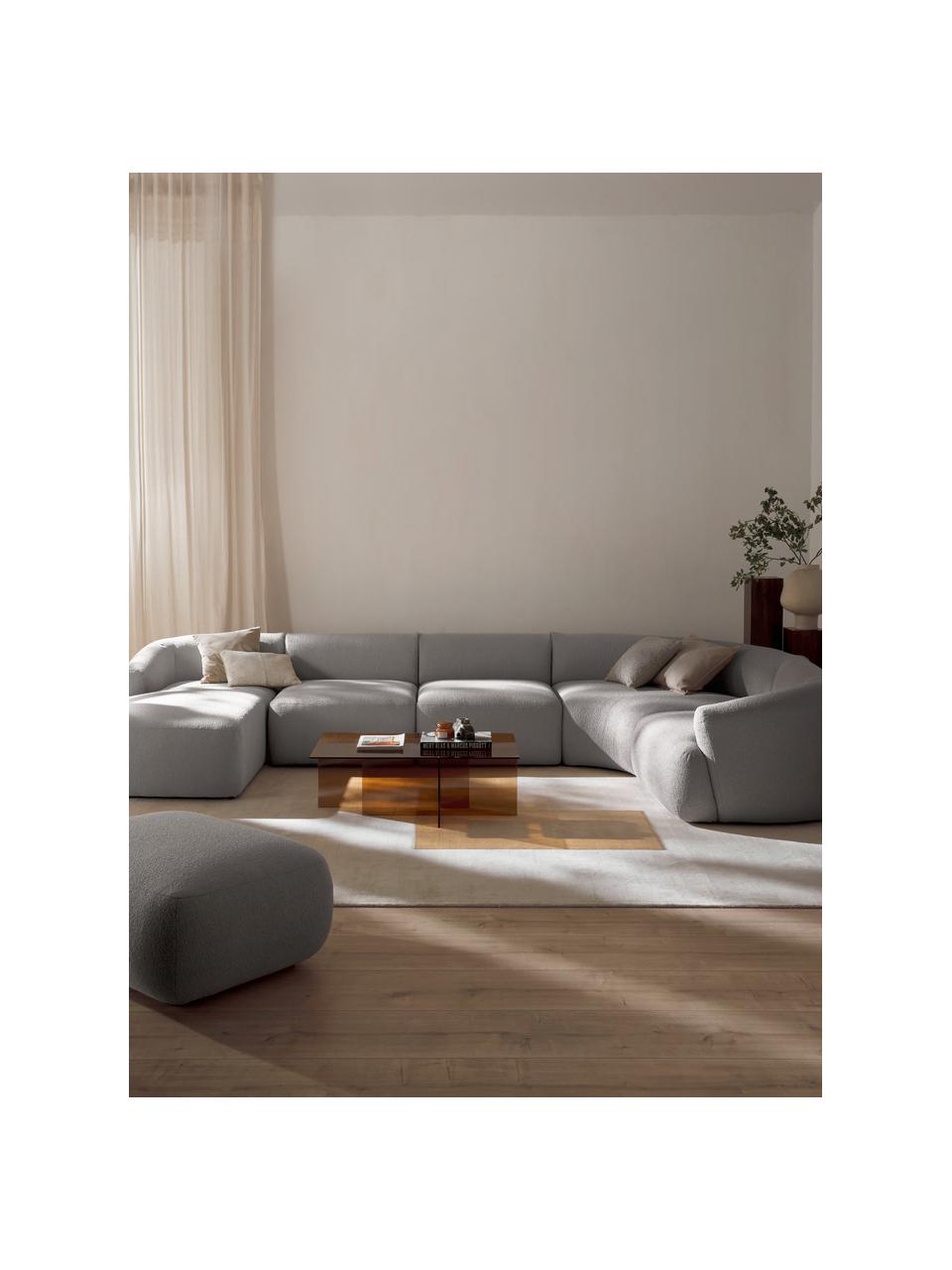 Divano ampio componibile in bouclé Sofia, Rivestimento: bouclé (100% poliestere) , Struttura: legno di abete rosso, tru, Piedini: plastica Questo prodotto , Bouclé grigio chiaro, Larg. 404 x Prof. 231 cm, parte angolare a destra