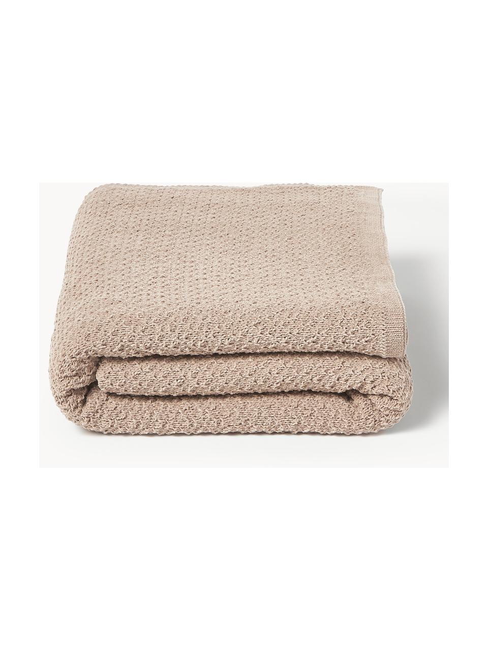 Weiche Strick-decke Everly aus Chenille, 100 % Polyester (recycelt), GRS-zertifiziert

Das in diesem Produkt verwendete Material ist schadstoffgeprüft und zertifiziert nach STANDARD 100 by OEKO-TEX®, 11.HIN.00050., Nougat, B 150 x L 200 cm