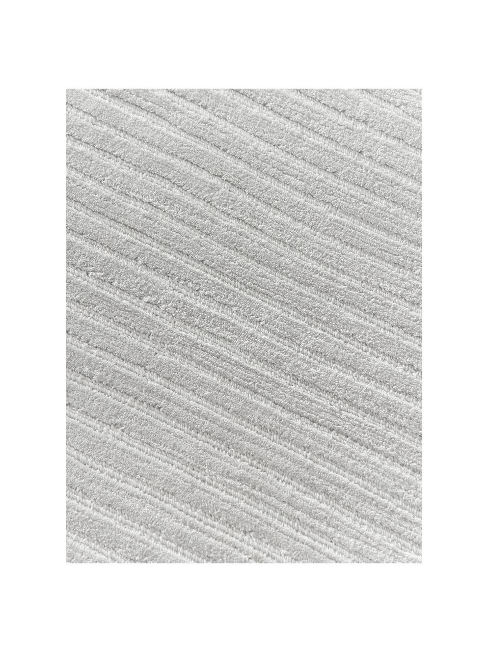 Tapis à poils longs moelleux tissé main Wes, 100 % polyester, certifié GRS, Gris clair, larg. 80 x long. 150 cm (taille XS)