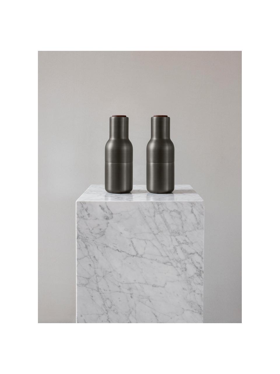 Moulins à sel et à poivre design avec couvercle en noyer Bottle Grinder, 2 élém., Anthracite, bois foncé, Ø 8 x haut. 21 cm